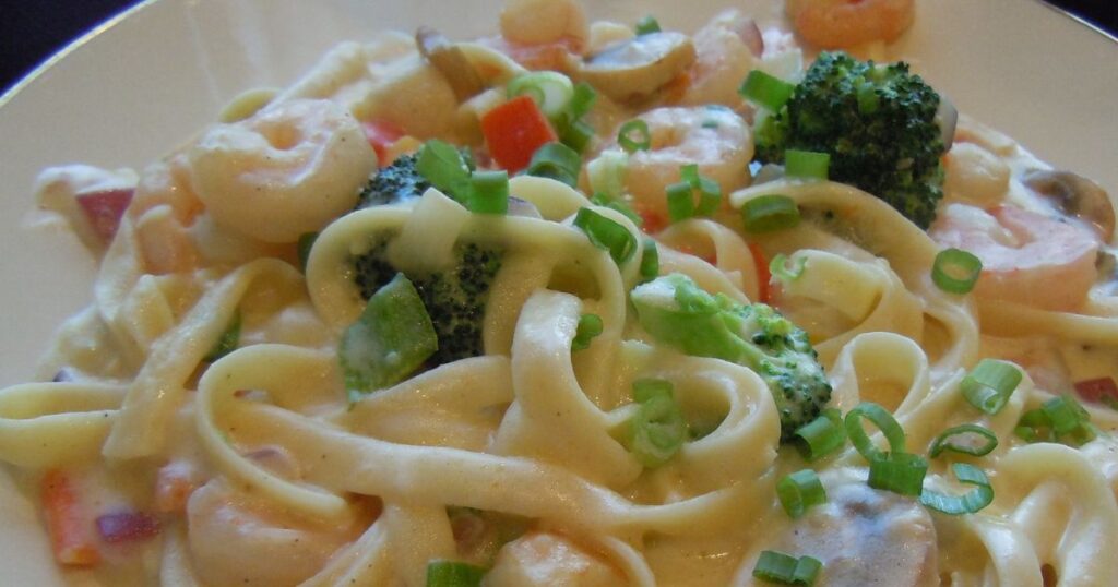 Chicken and Shrimp Alfredo Recipe | Fitness Meal Space